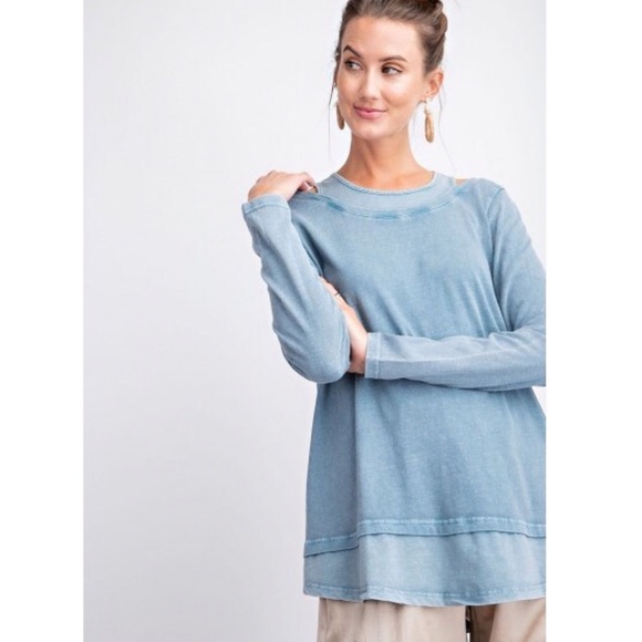 Make Offer 🌷Teal Long Sleeve Mineral Washed Top - Picture 4 of 5